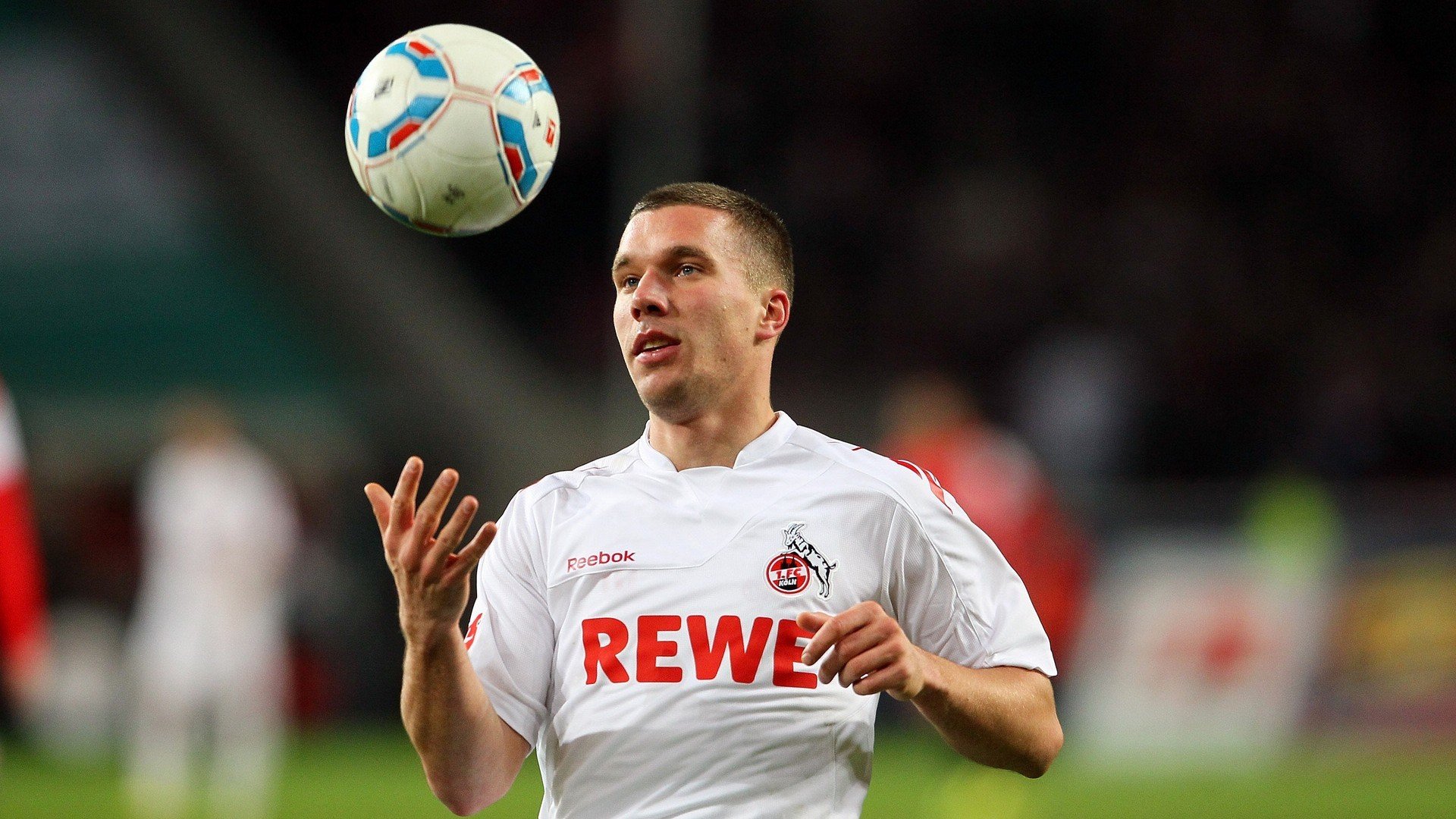 中国竞走队再创佳绩 世界大赛斩获双金